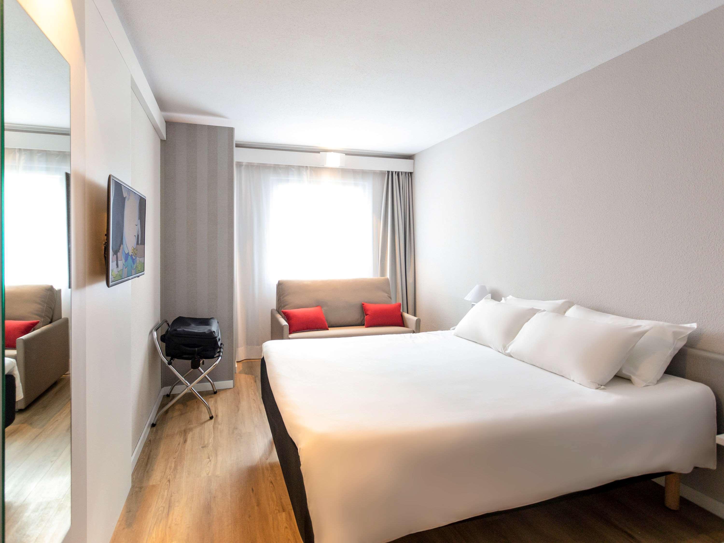Ibis Valencia Alfafar Hotel Ngoại thất bức ảnh