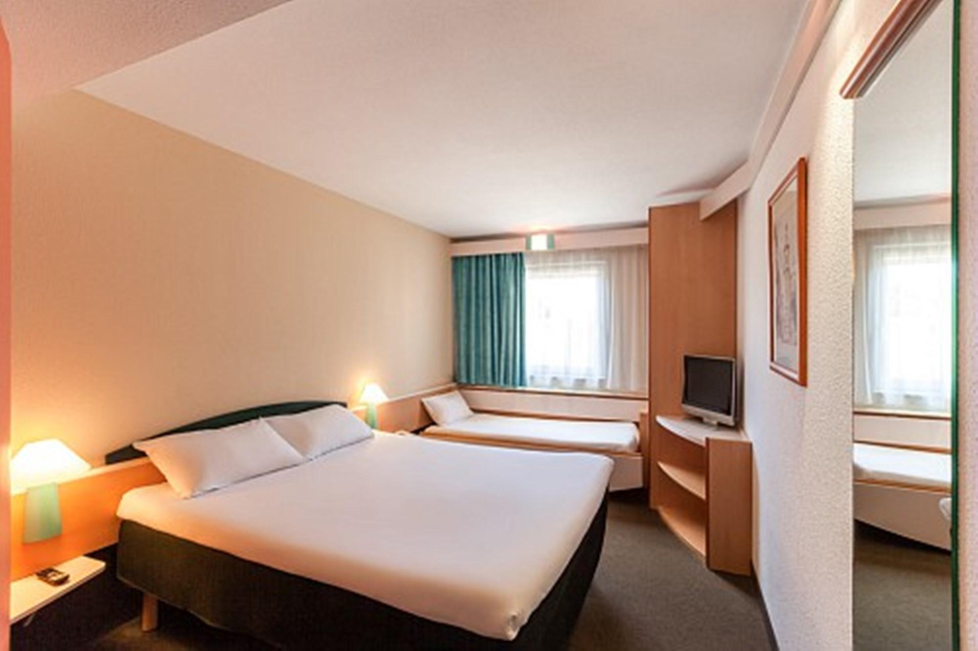 Ibis Valencia Alfafar Hotel Ngoại thất bức ảnh