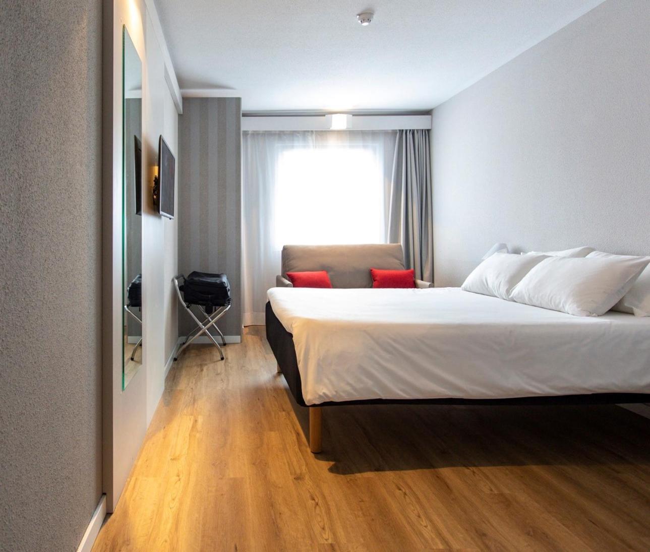 Ibis Valencia Alfafar Hotel Ngoại thất bức ảnh