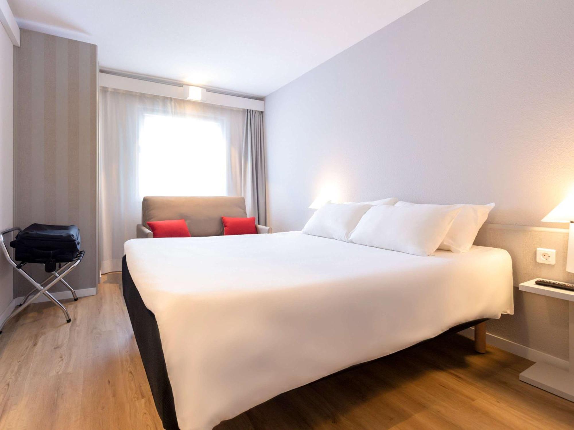 Ibis Valencia Alfafar Hotel Ngoại thất bức ảnh