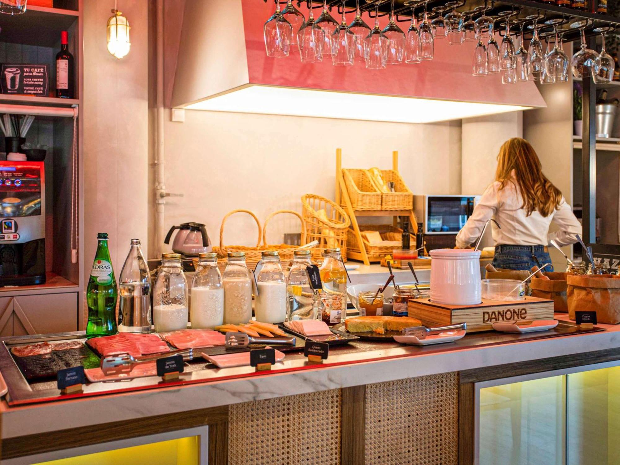 Ibis Valencia Alfafar Hotel Ngoại thất bức ảnh